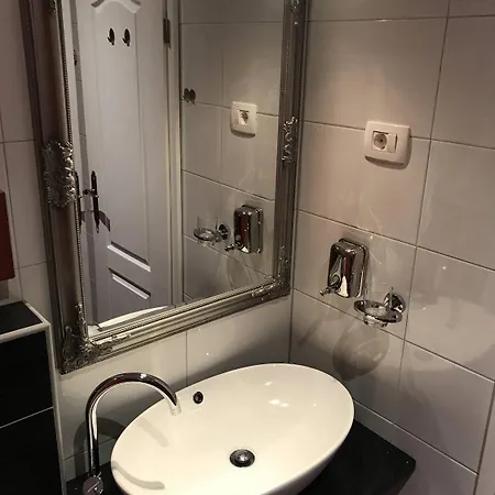 게스트하우스 Antic In Center (adults Only)