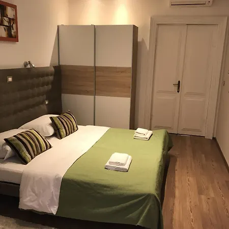 Antic In Center (adults Only) Casa de hóspedes