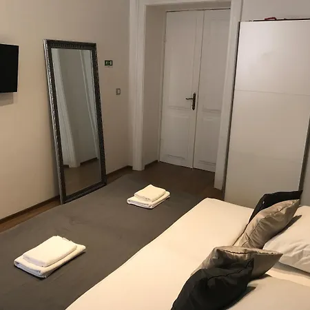 Antic In Center (adults Only) Pula