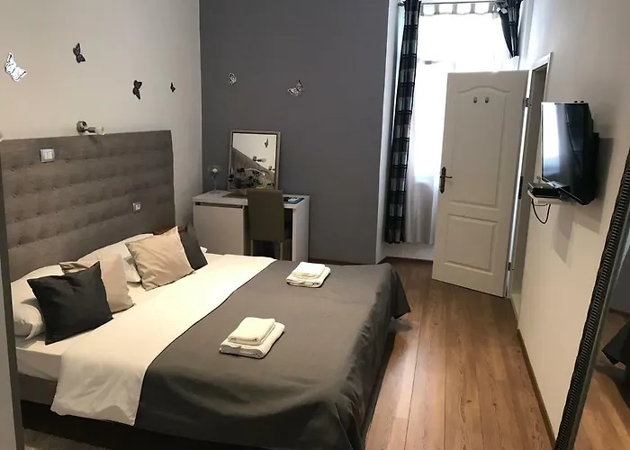 Guest house Antic In Center